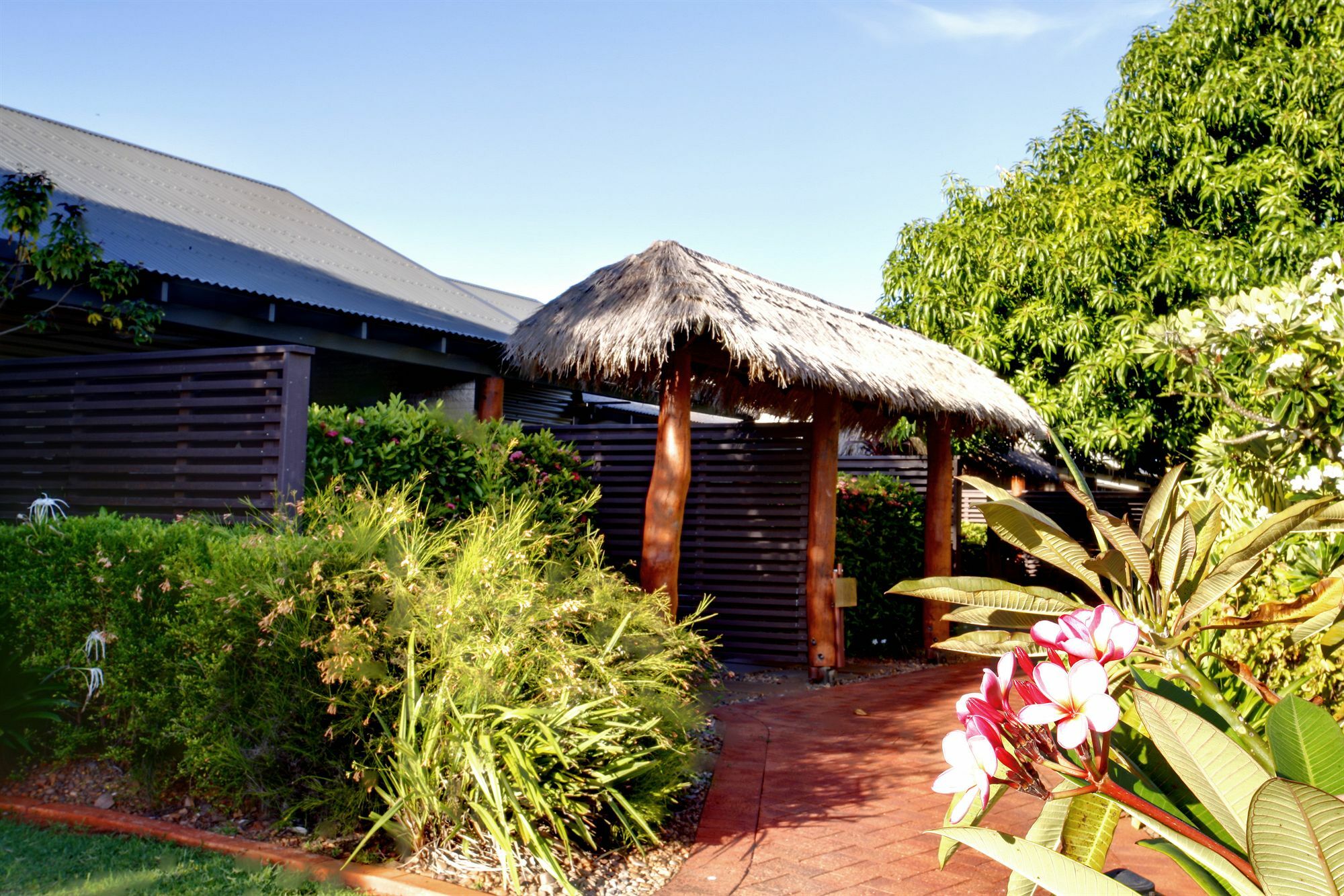 Mantra Frangipani Broome Exterior foto