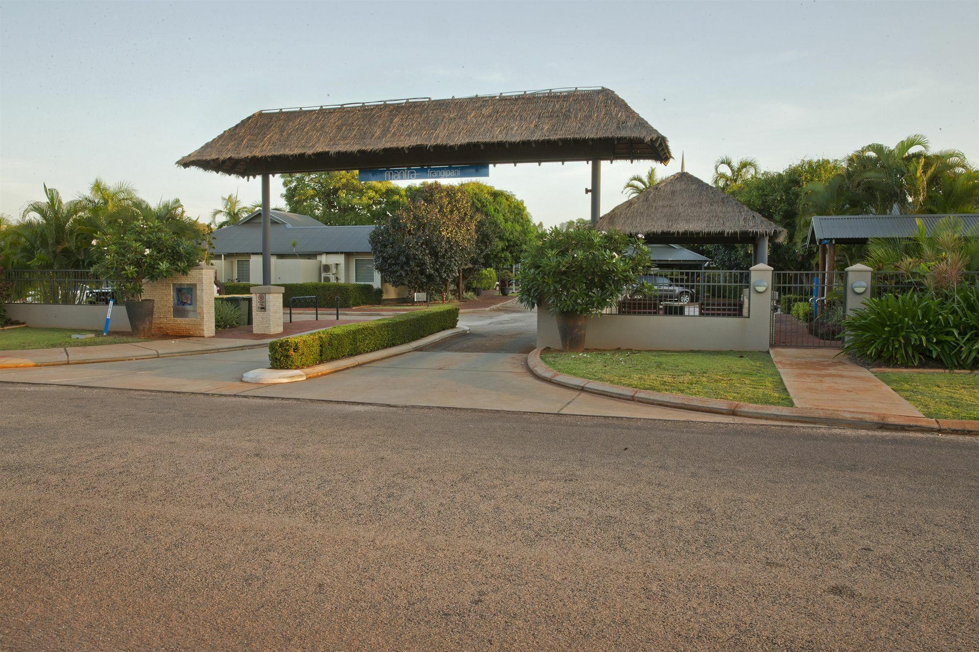 Mantra Frangipani Broome Exterior foto